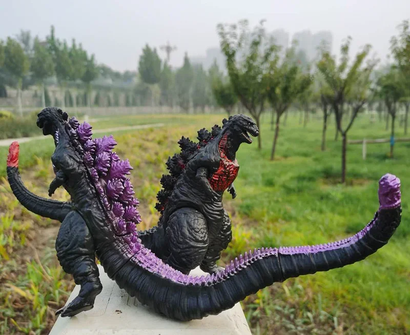 2024 New Godzilla VS King Kong Action Anime Figurie Large Godzilla King Ghidorah Soft Glue Monster Doll Model Ornaments Toys