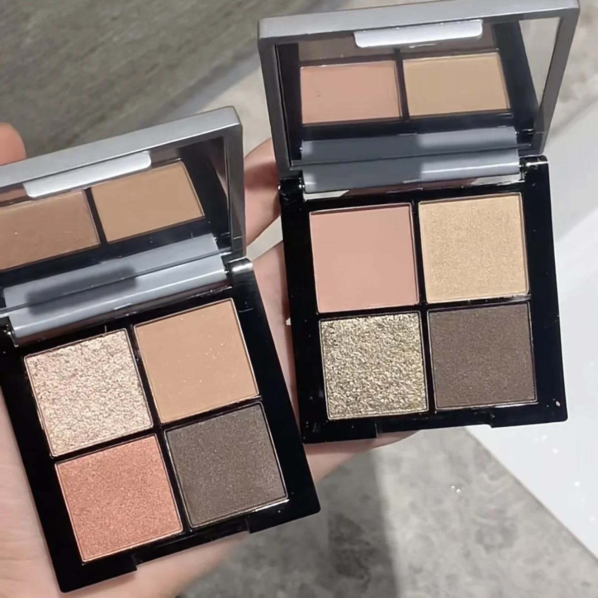อายแชโดว์แบบพาเลท 4 สี เนื้อแมทท์ ประกายมุก กลิตเตอร์ สีทอง ชิมเมอร์ พกพาสะดวก สีเอิร์ธโทน ติดทนนาน เหมาะสำหรับมือใหม่