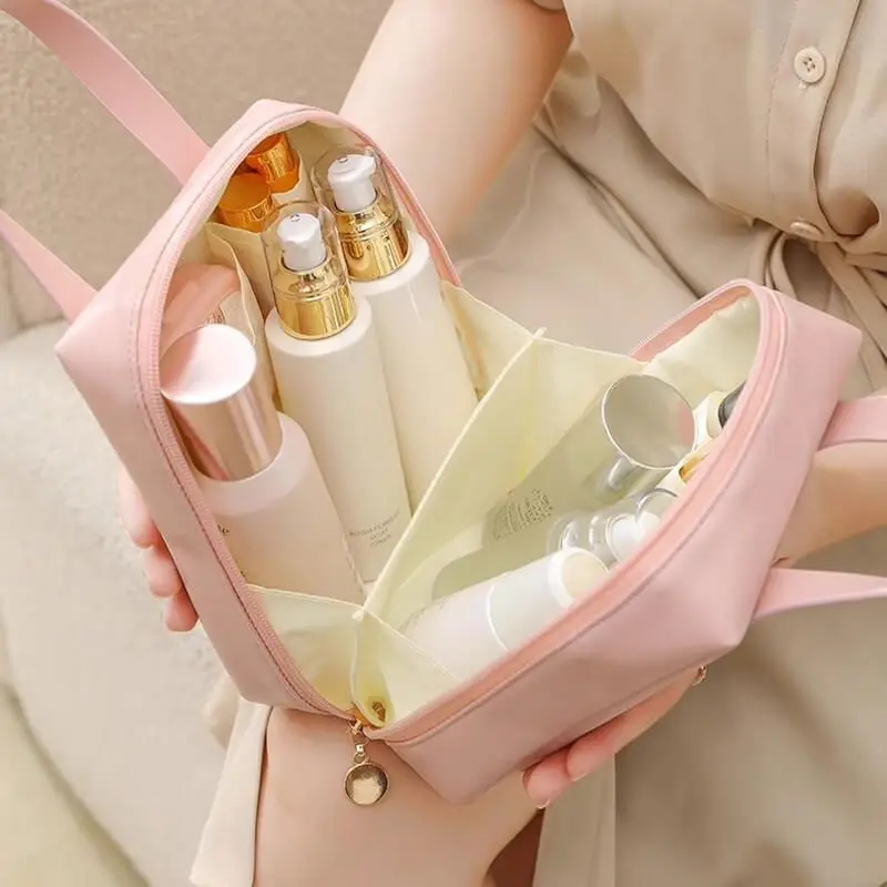 Borsa per cosmetici di grande capacità Borsa da viaggio portatile da donna Borsa da viaggio per trucco in pelle PU impermeabile femminile Hangbag