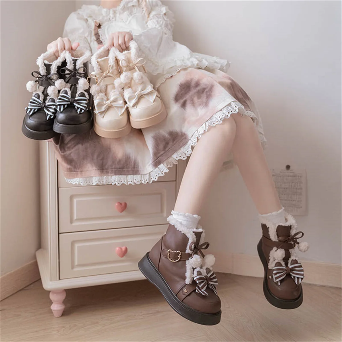 Japanese Style Cute Girls Shoes Kawaii Lolita Winter Suede Warm Round Head Thick Soles Stripes Bow Pu 2.5-3.5cm Booties Shoes