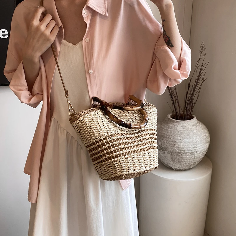 Summer Women\'s Shoulder Bag Hollow out Handbag Hand woven Straw Bags Bohemian Casual Ladies Beach Bag Fashion Lady Crossbody Bag