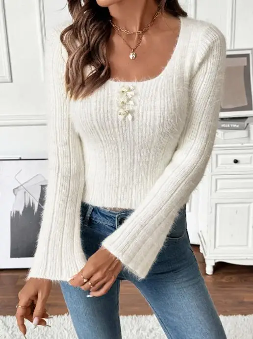 

Autumn Women's Solid Color Knitted Slim Fit T-Shirt with 3D Three-Dimensional Flower Trumpet Sleeves and Waist Cinching Sweater