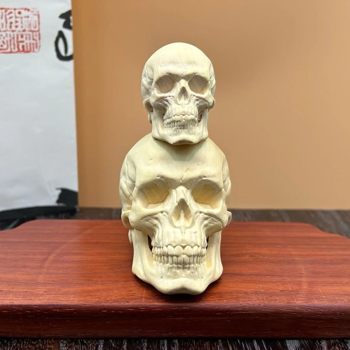 Solid Boxwood Carving Skull Ornament, Hand‑made Pocket Hand Grip, Unique Art Sculpture, Traditional Chinese Tabletop Art Present