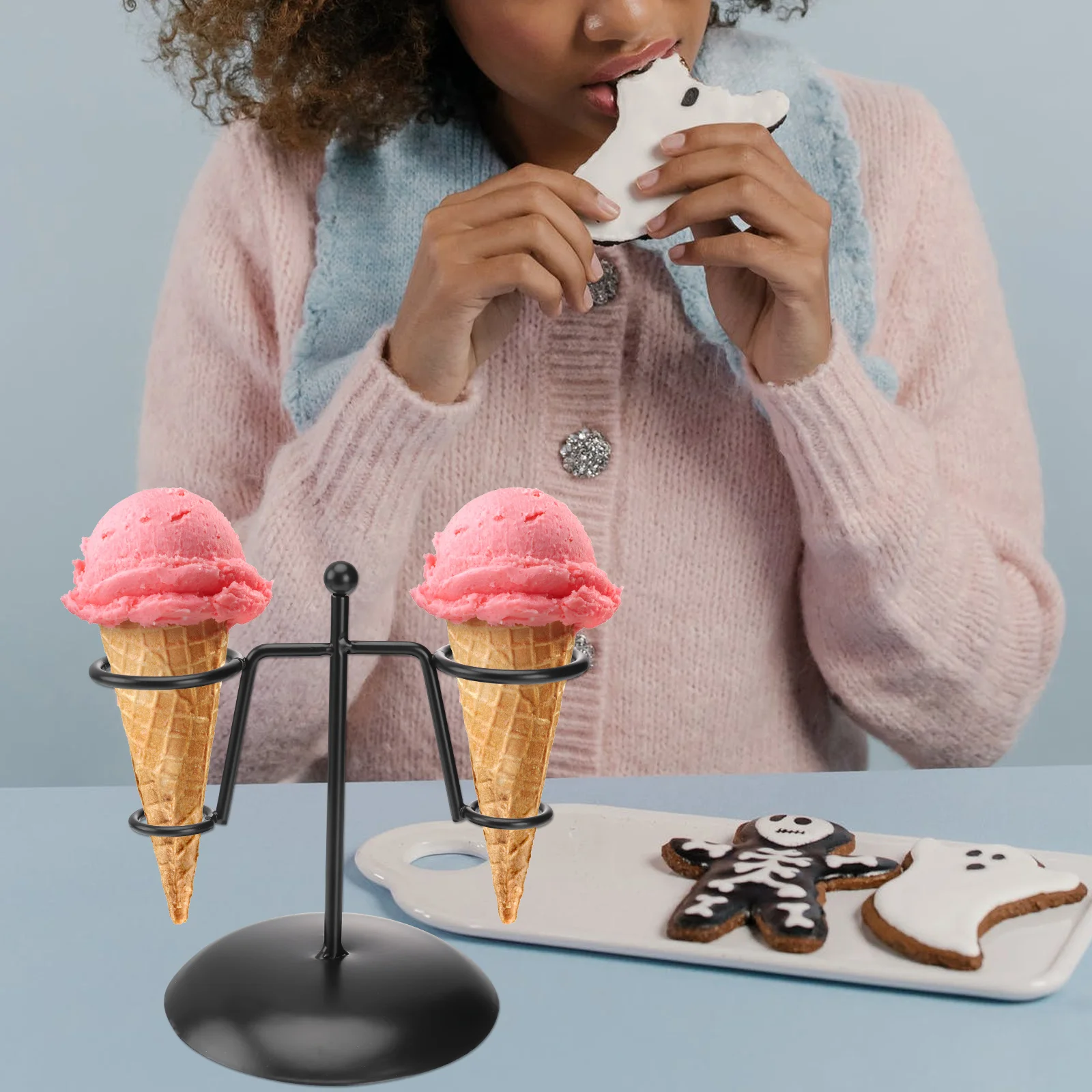 

Ice Cream Stand Cone Rack Baking Cooling Dessert Display Holder Iron Art Wrought Party Home Bakery Shop Stable Desktop