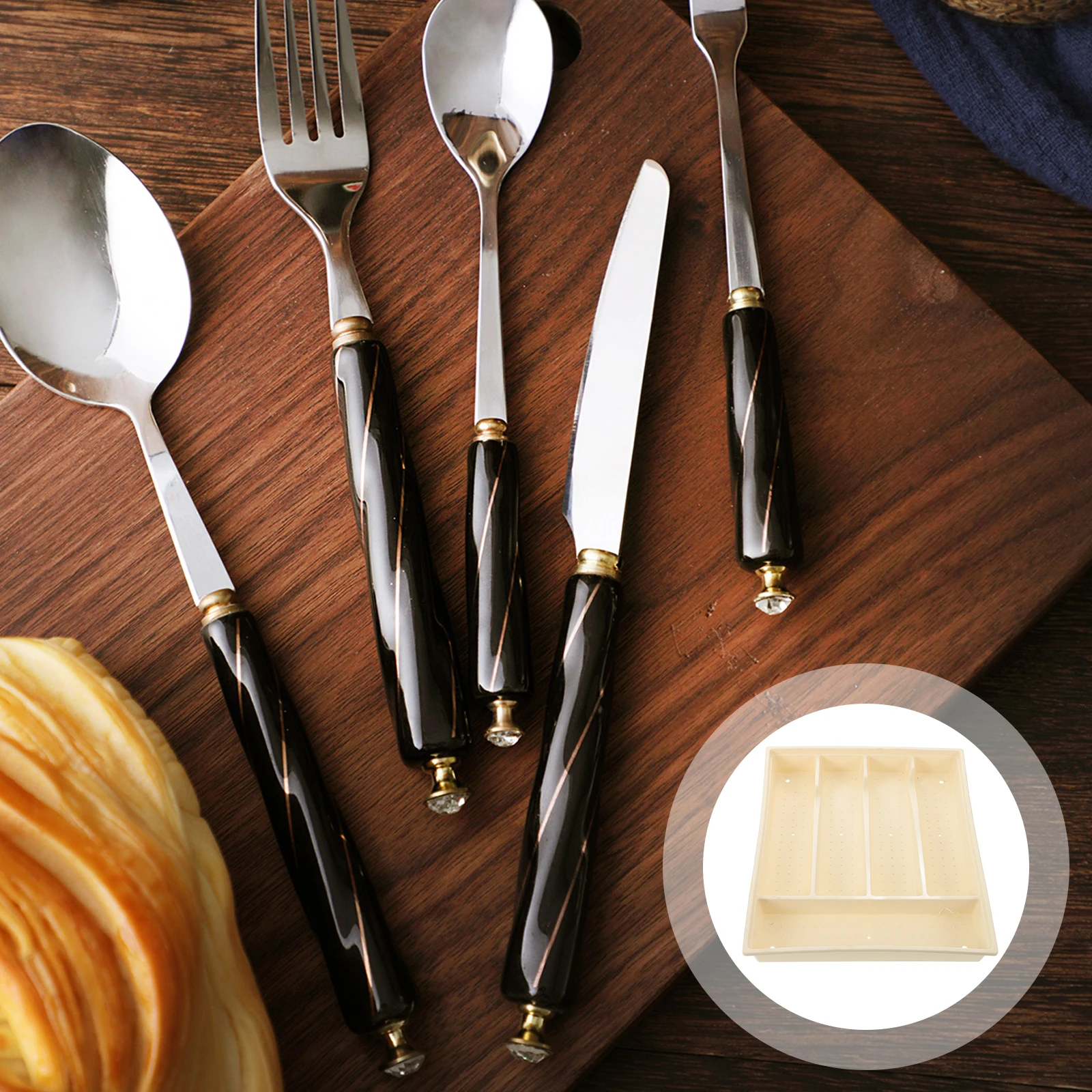 

Cutlery Storage Organizer Tray Rectangular Plastic Kitchen Utensil Holder for Flatware Spoons Forks Chopstick Container Multi