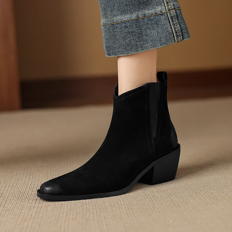 2025 New Hot Sale Real Cow Suede Western Ankle Boots Women Point Toe Kitten Heels Short Boots Winter Cowboy Knight Boots Woman view 4