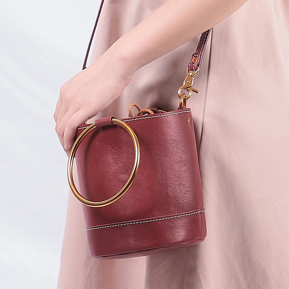 Women's leather shoulder bag versatile cowhide bucket bag exquisite and niche crossbody bag large capacity women's bag