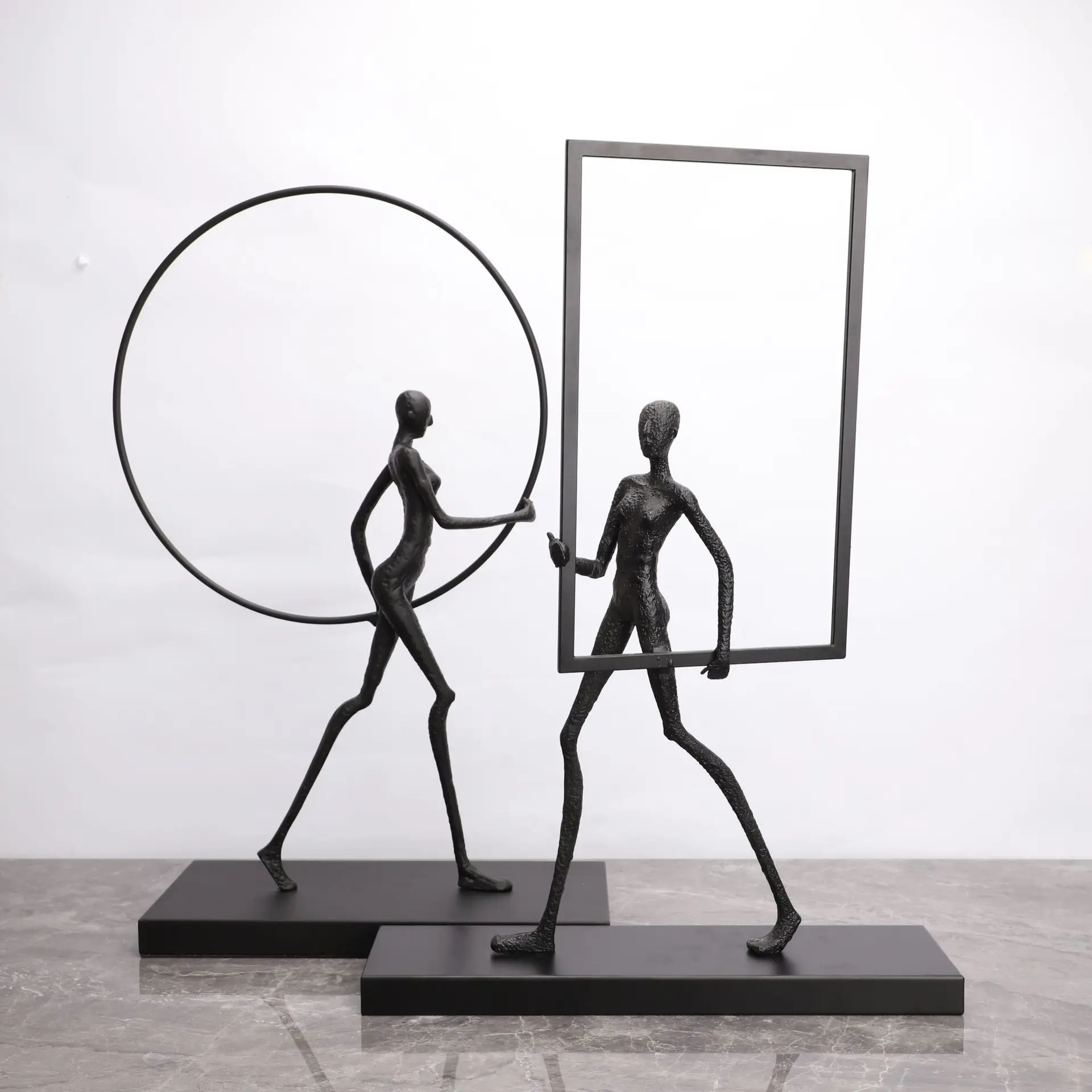 

Modern minimalist and creative frame bearer art ornament model room TV cabinet wine cabinet entrance living room home decoration