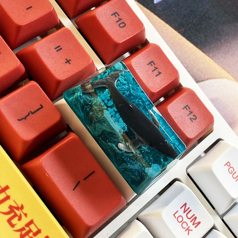 

Whale Drop Key Caps Resin Layered Drip Glue OEM Profile Customized Backspace Keys 2U Translucent Keycaps for Mechanical Keyboard