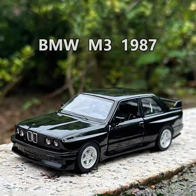 1/36 BMW M3 1987 합금 장난감 자동차 모델 금속 다이캐스트 장난감 차량 정통 절묘한 인테리어 풀백 2 도어 열림 어린이 선물