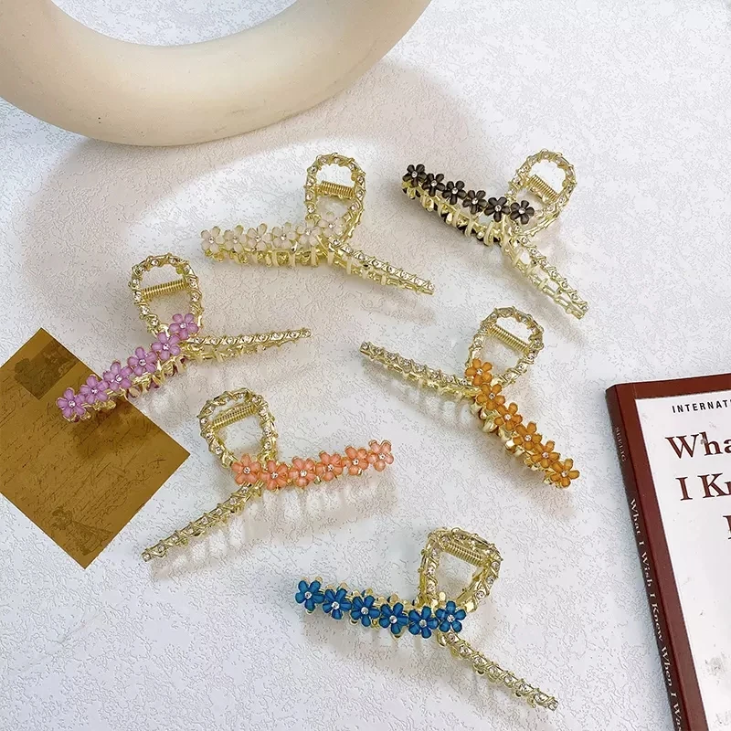 

New Korean Fashion 11.1cm Large High Quality Metal Alloy Rhinestones Flower Hair Clip Claw For Women Girls