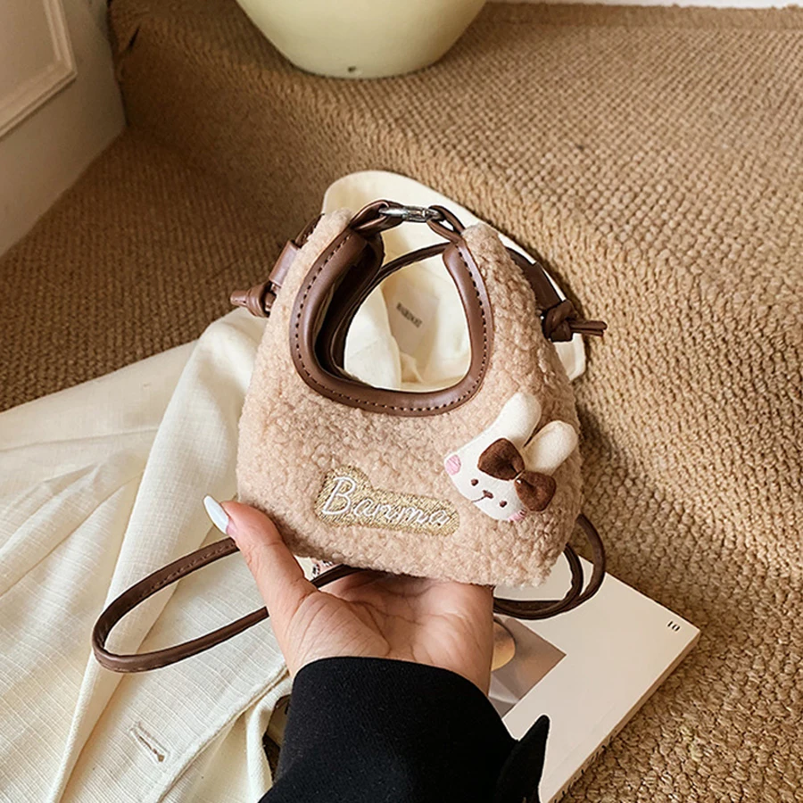 حقيبة إكسسوار تغيير الفتاة الصغيرة على شكل أرنب من شعر الخروف للخريف والشتاء، حقيبة كروس للأطفال متعددة الاستخدامات بتصميم ريترو جديد