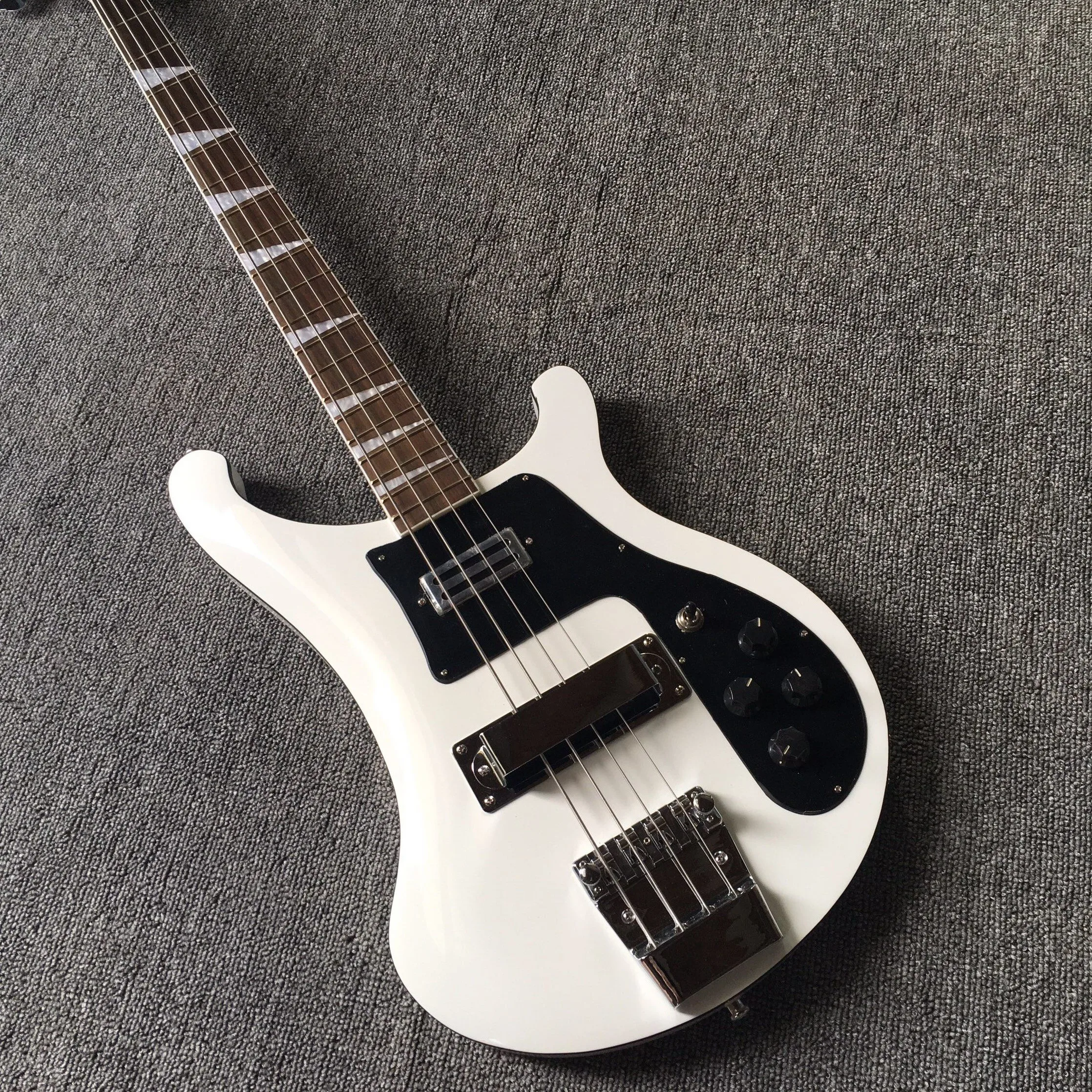 

Stock, rick4003 bass, maple neck,. Factory wholesale and retail, free shipping