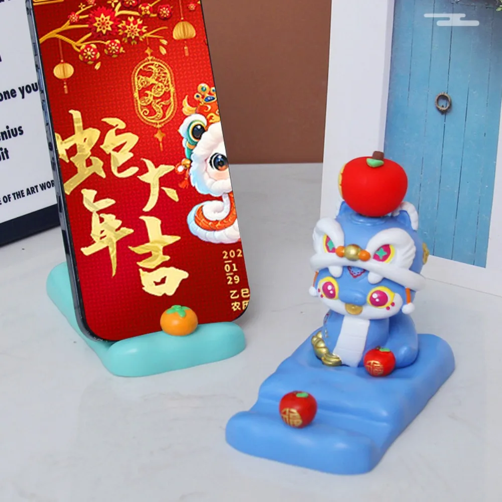 Zodiac Snake Cartoon Snake Figurine Resin Craft Slot Design Mobile Phone Stand Figurine Cute Snake Phone Holder