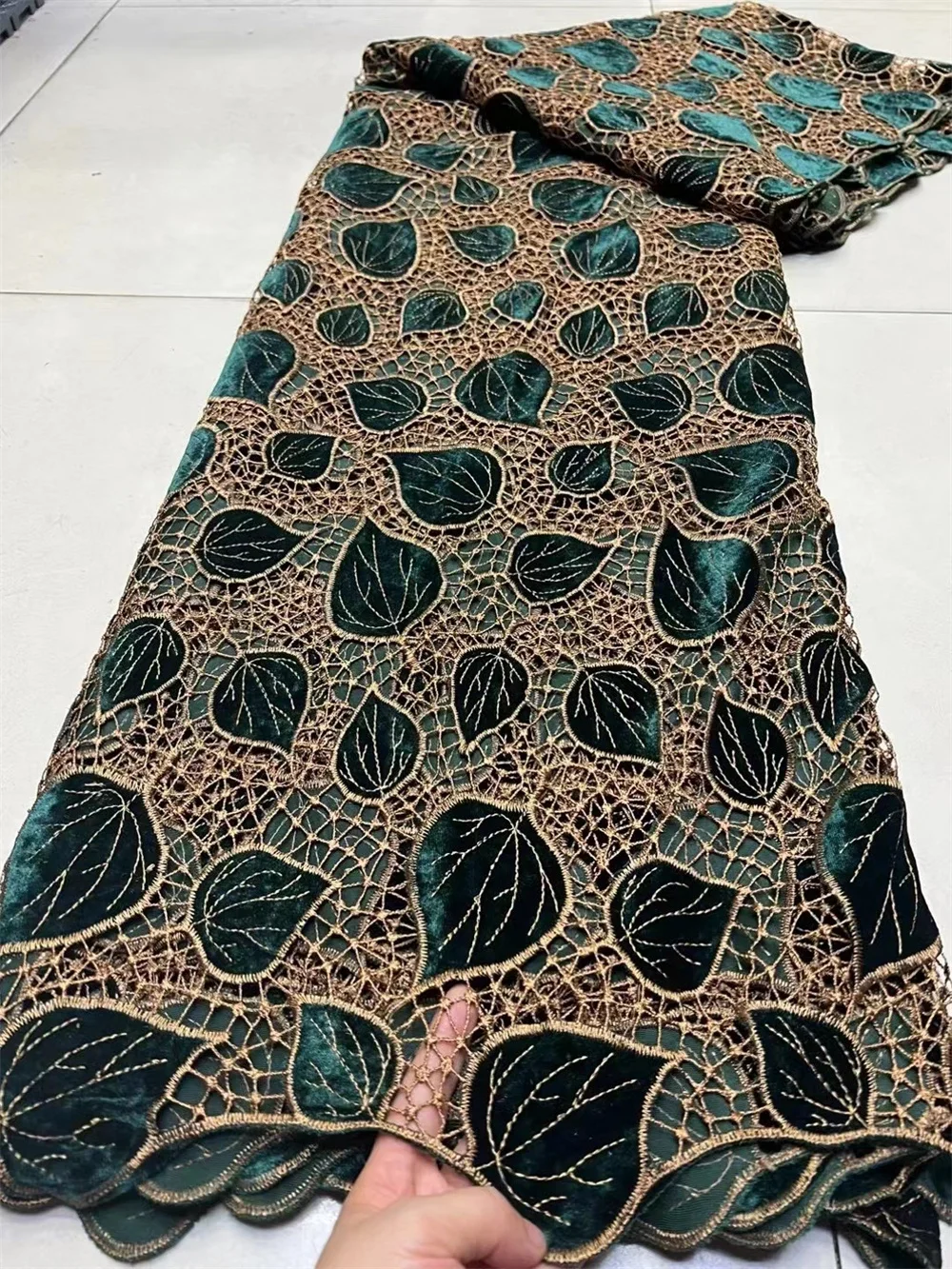 Velvet Lace Fabric 2024 High Quality Lace Green Embroidered Fabrics Of 5 Yards Fashion Nigerian Evening Party Dresses For A426-1