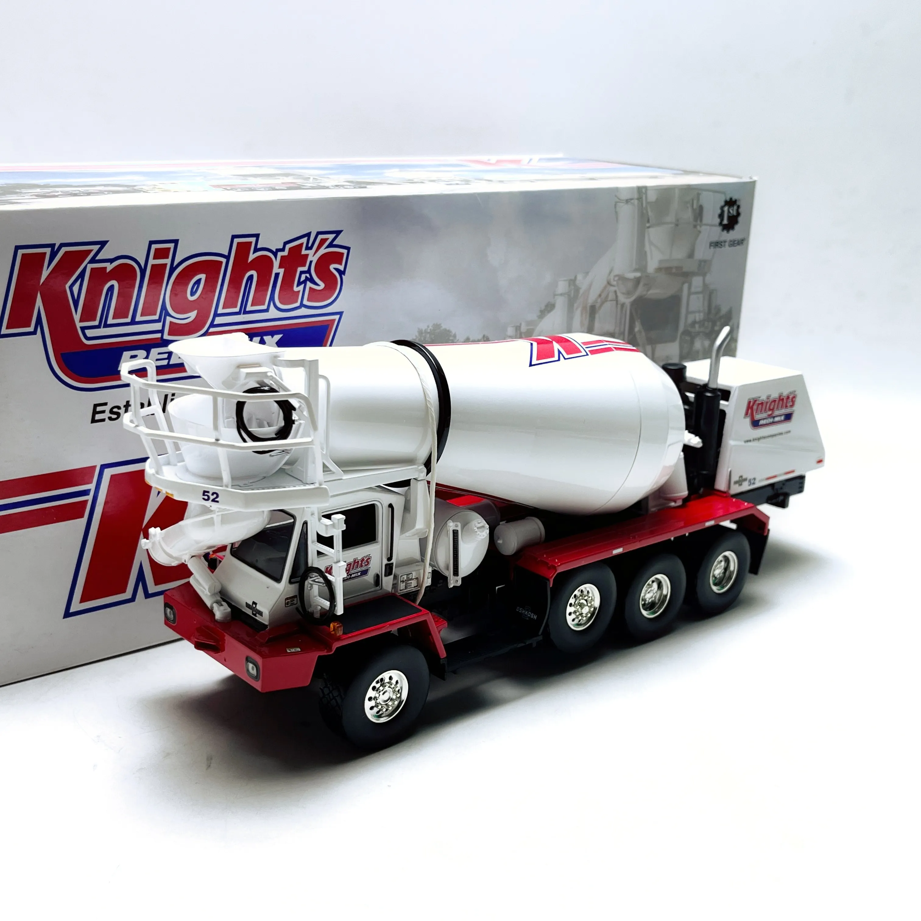 

Модель бетоносмесителя Diecast First Gear, масштаб 1/34, 10-4224, из сплава