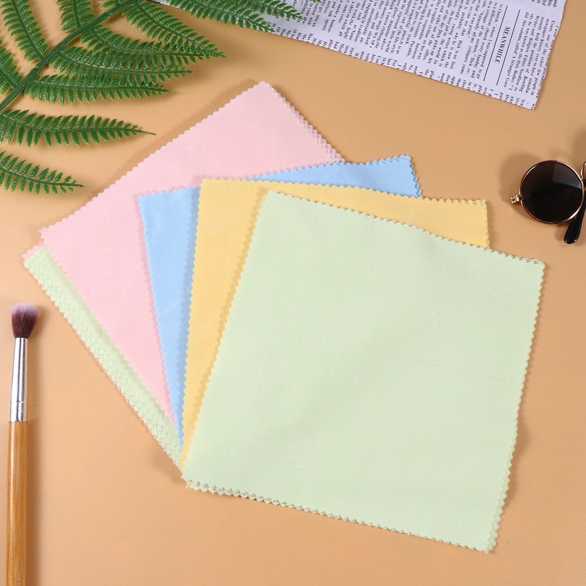 

100pcs Cleaning Cloth Set Soft Reusable Glasses Eyeglass Jewelry Electronic Cleaning Cloth For Jewelry Wipes Home Daily Use