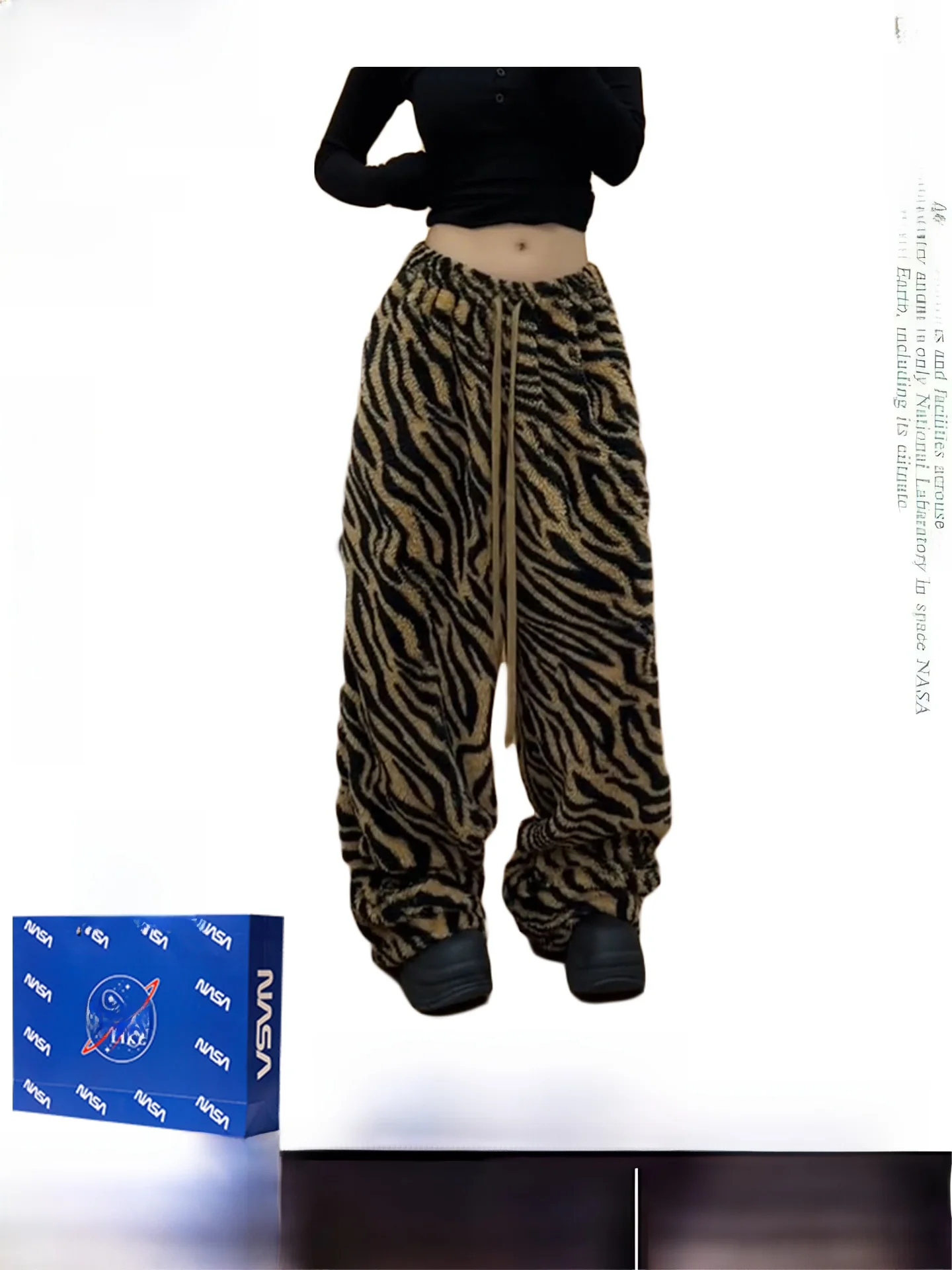

Новые женские повседневные брюки в американском ретро-стиле с тигровым принтом, свободные, облегающие, с широкими штанинами, на резинке, 2025 год