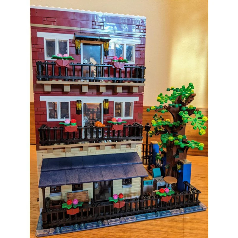 New 2500pcs City Hot Sale Street Scene Moc Modular Seaside Cafe Model DIY Creative Children Toy Birthday Gift Building Blocks