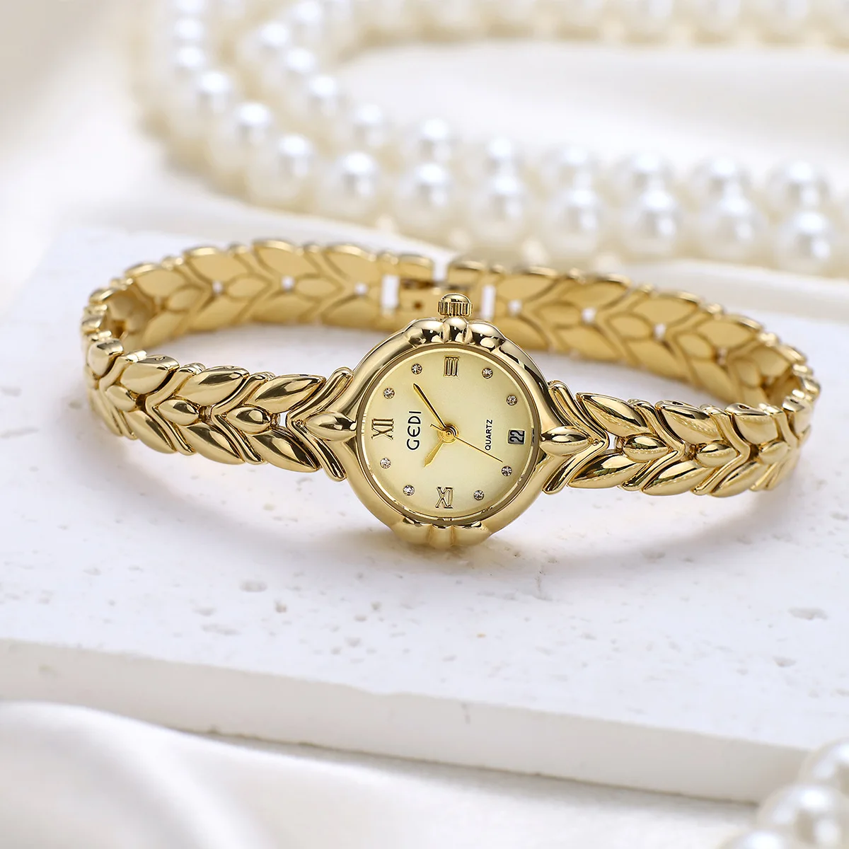 Women's Watch Light Luxury Advanced Compact Delicate Wheat Ear Bracelet Calendar Quartz Watch Ladies Watch Gift
