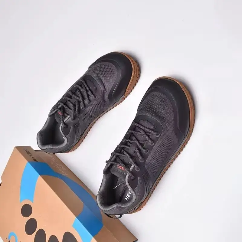 

Мужские спортивные кроссовки 2026 года: осенние, нескользящие, износостойкие, с широкой сеткой, удобные для бега и ходьбы