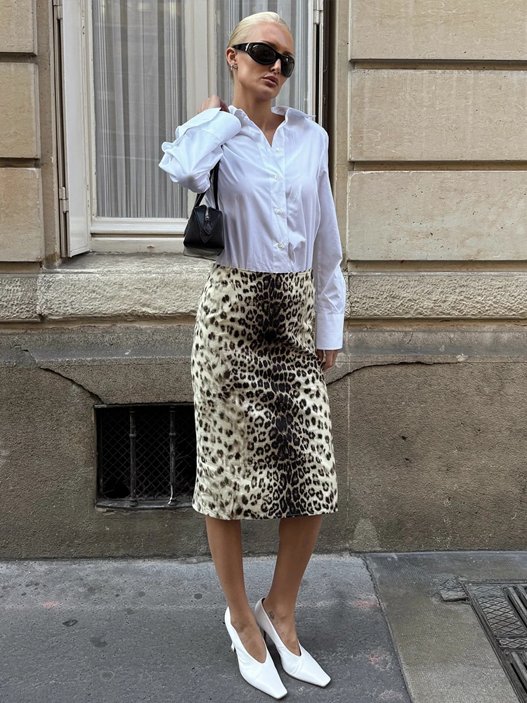 Nibber Saias elásticas de cintura alta para mulheres, estampa de leopardo, cintura fina, quadril, quente, para meninas, moda selvagem, estilo clássico