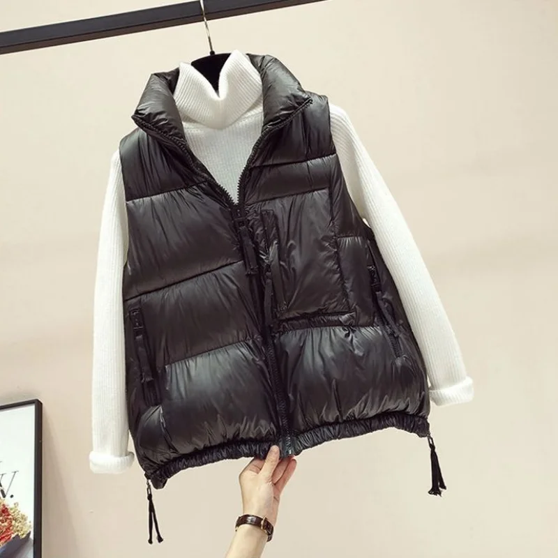 Hit Sleeveless Vests Jackets Woman Winter 2024 Trend Sale Duck Down Vest Jacket for Women Coat Very Warm New Feather Demi-season