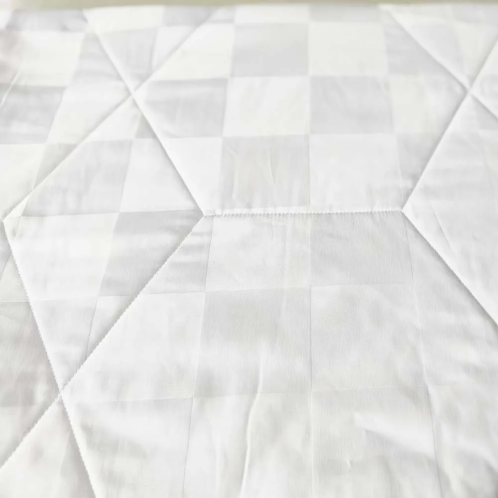 WQSPRIN الخريف لحاف من القطن رقيقة تكييف الهواء المعزي لينة تنفس مكتب قيلولة بطانية مبطن أغطية السرير والمفارش