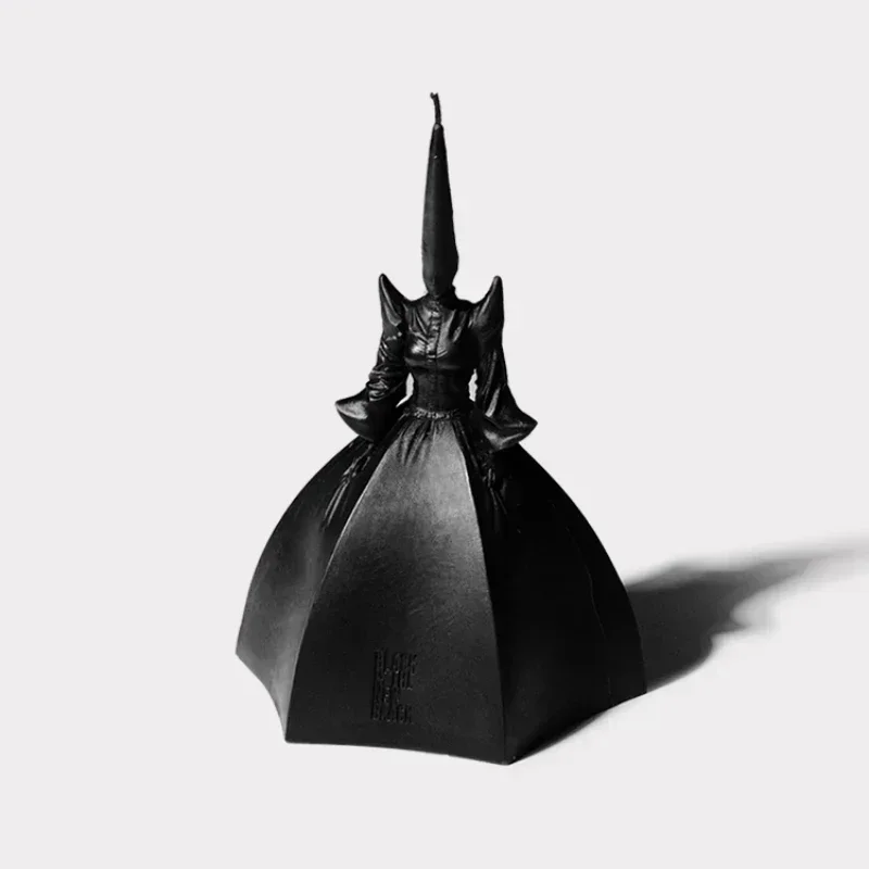 

Хит продаж: Ароматическая свеча Art Device «Выдержка и решимость» в деревянной упаковке