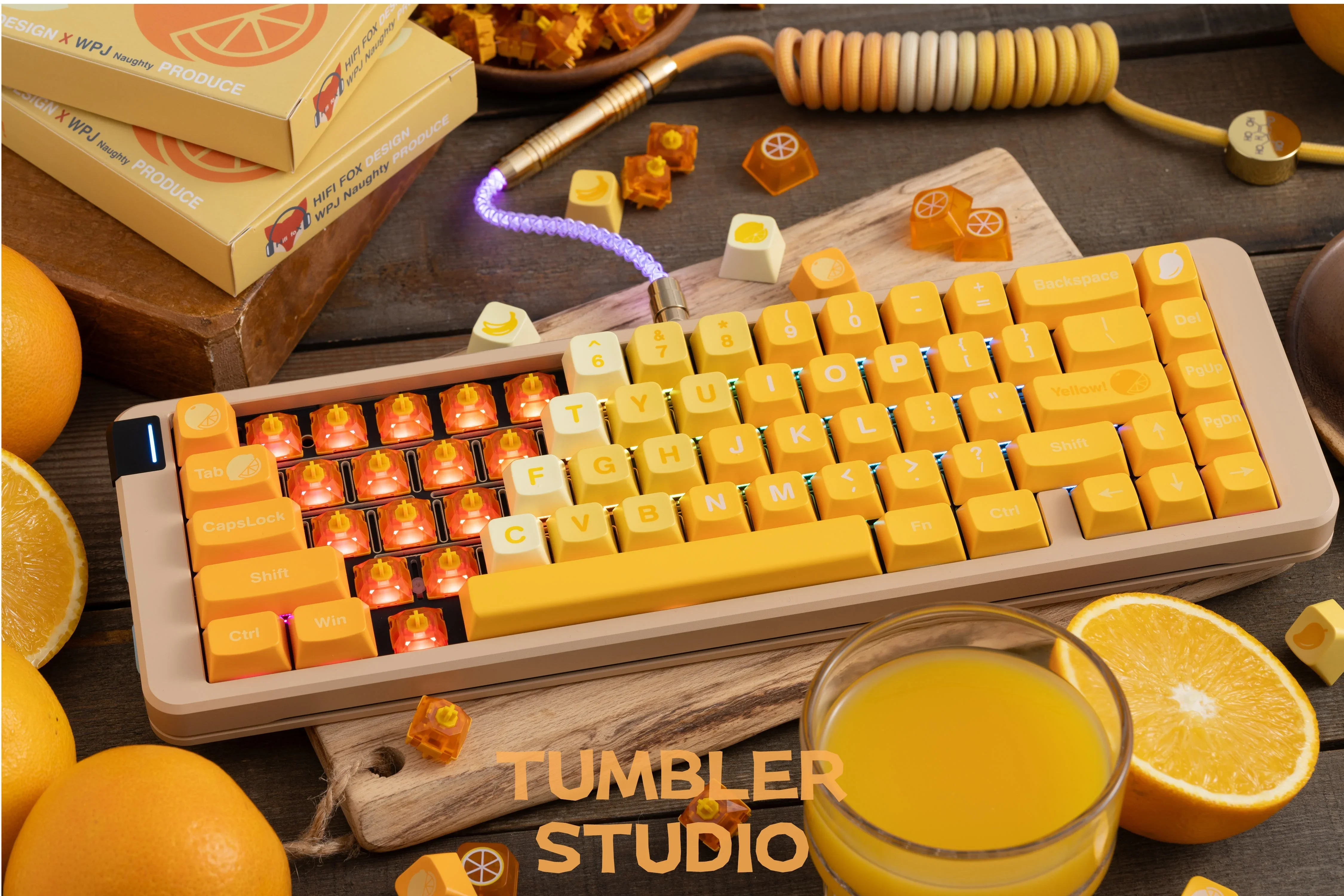 Tumbler Studio x Headphone Fox Huangguoguo Theme Collaboration Custom Mechanical Keyboard Aviator Cable Coiled Gaming Cord