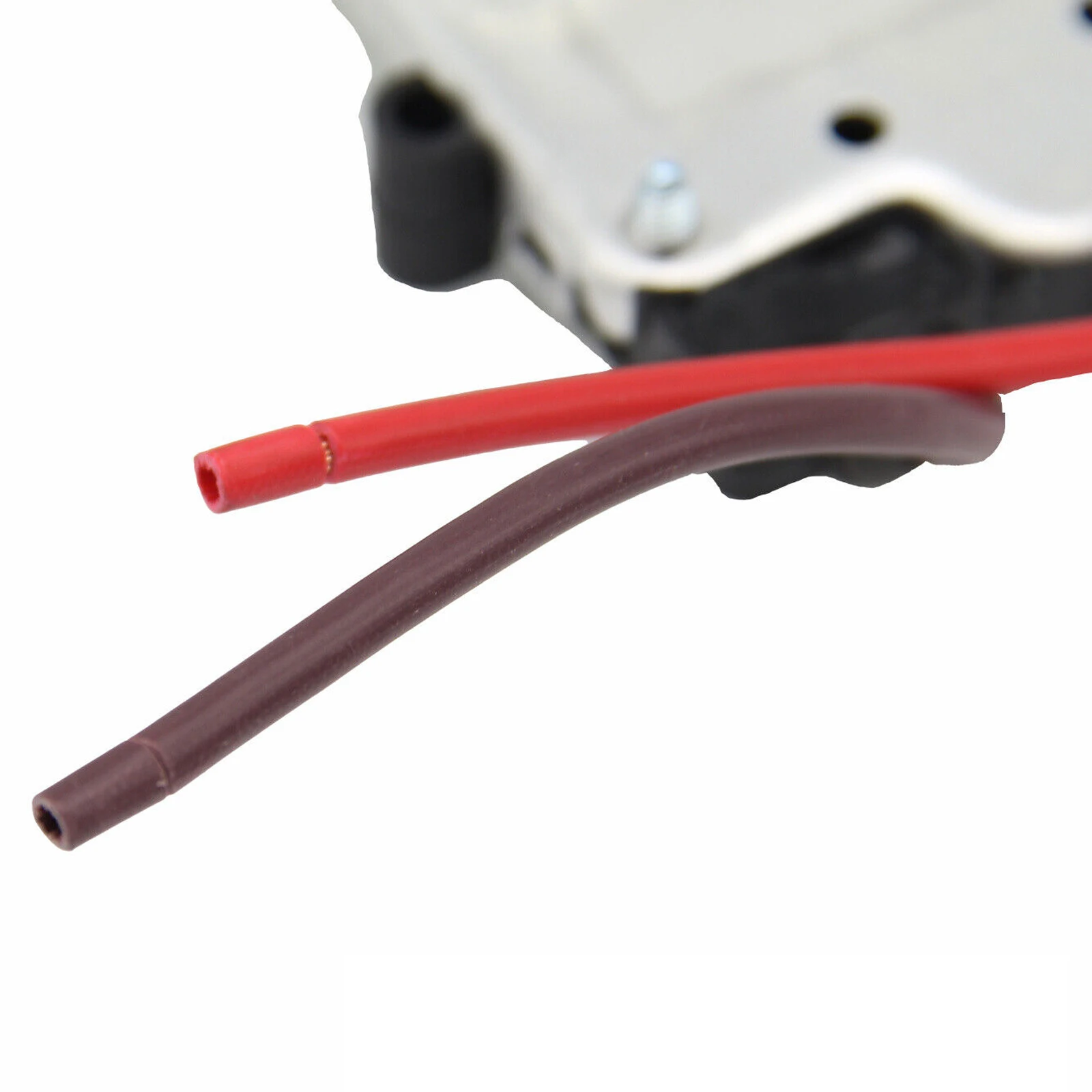 Cooling Fan Control Module for 2005-2012 Ford Focus Mazda 3 Sport Volvo C30 C70 S40 V50 1137328365 1137328148 137328081 1530980 view 5