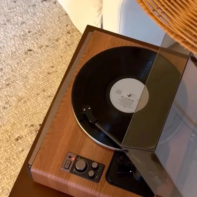 Record Player 33/45 RPM Urntables Gramophone Retro Vinyl Record Player Lassic Nostalgic Style Phonograph Built in Speakers