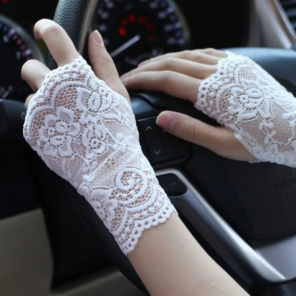 

Sexy Mesh Sunscreen Half Finger Gloves Cosplay Lace Sexy Mesh Lace Thin Breathable Fingerless Lace Gloves