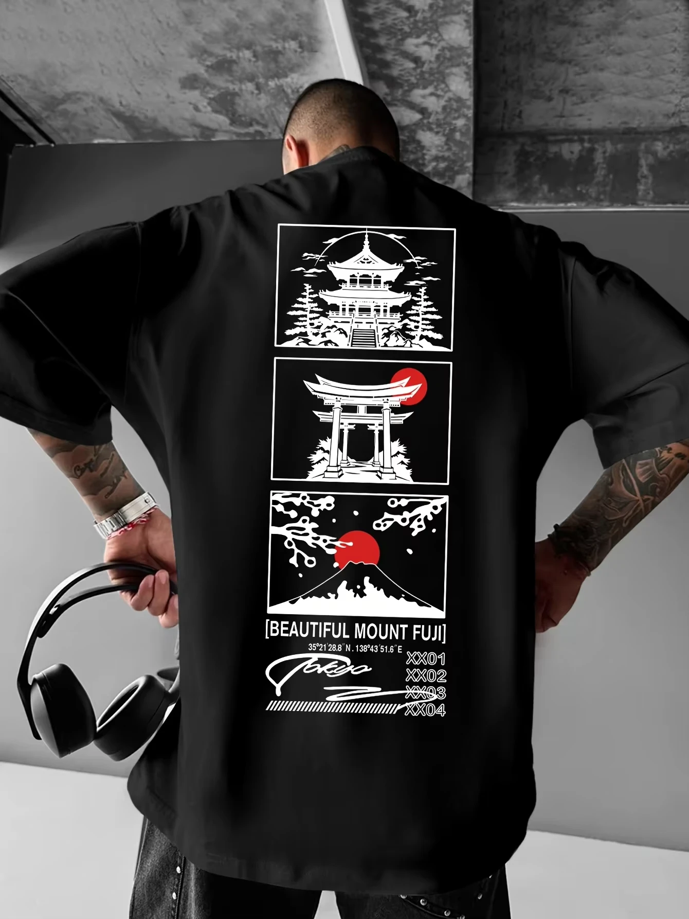 2026 Men Streetwear Printed T-shirt with Cherry and Mount Fuji Patterns Loose Round-neck Casual Top Fashionable and Versatile