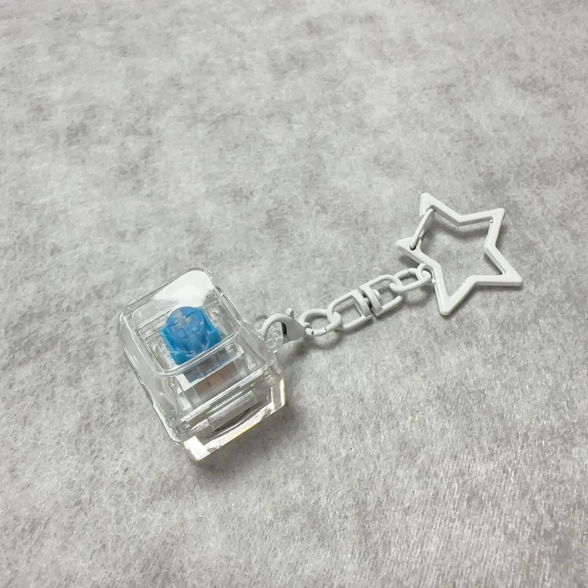 Llavero con forma de estrella transparente, colgante, teclas de descompresión, tapa de PC, prensa para la yema del dedo, Teclado mecánico EDC Fidget