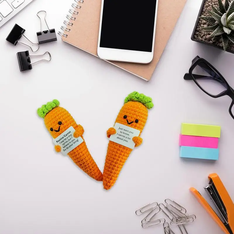 Mini Handmade Crocheted Carrot Emoticon Bag Decoration Funny Gifts 2pcs Cute Doll Decoration With Positive Card Creative Doll To