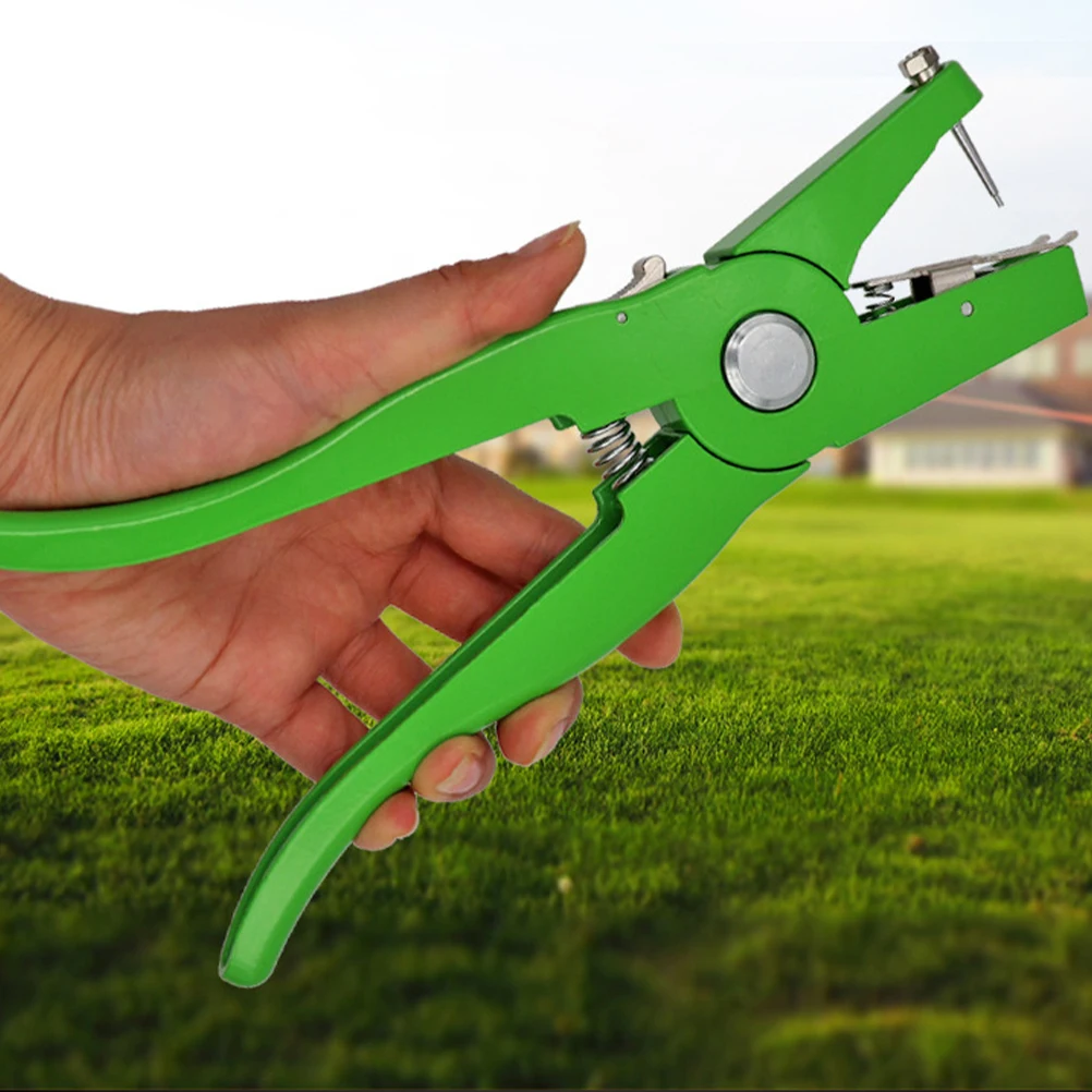 

Professional Veterinary Ear Tag Remover Tool for Livestock Cattle Cow Sheep Supplies Applicators Strong Durable Wear