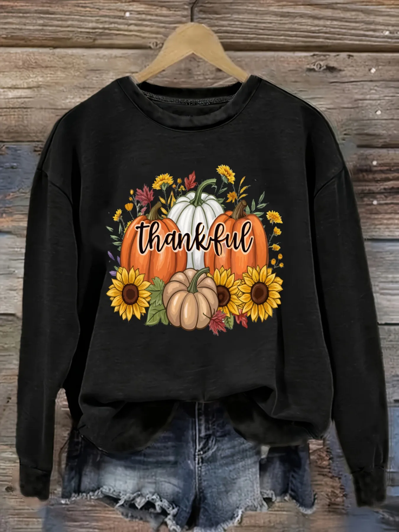 Women's Casual Long Sleeve Crew Neck T-Shirt Thankful Pumpkin Sunflower Autumn Design Design, Round Neck Women's Clothing, Machine Washable, Slightly Elastic, Loose Fit, Spring Autumn Winter Women's T-Shirt, Halloween Costume Outfit