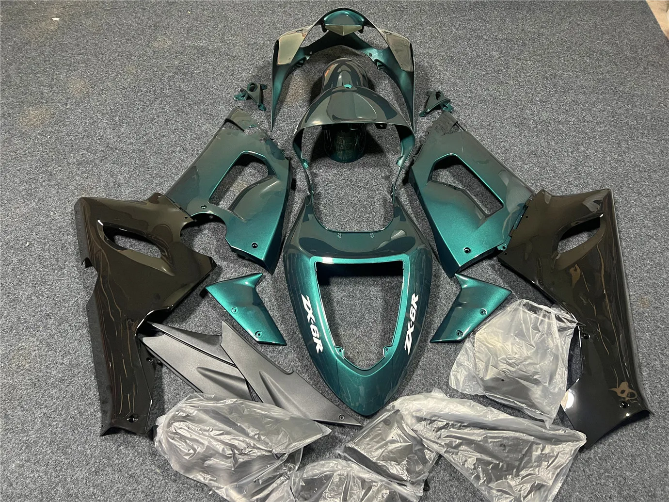 Motorcycle Fairing Set Suitable for Kawasaki ZX-6R 05-06 Year 636 2005 2006 Body fairing Black Pearl Green