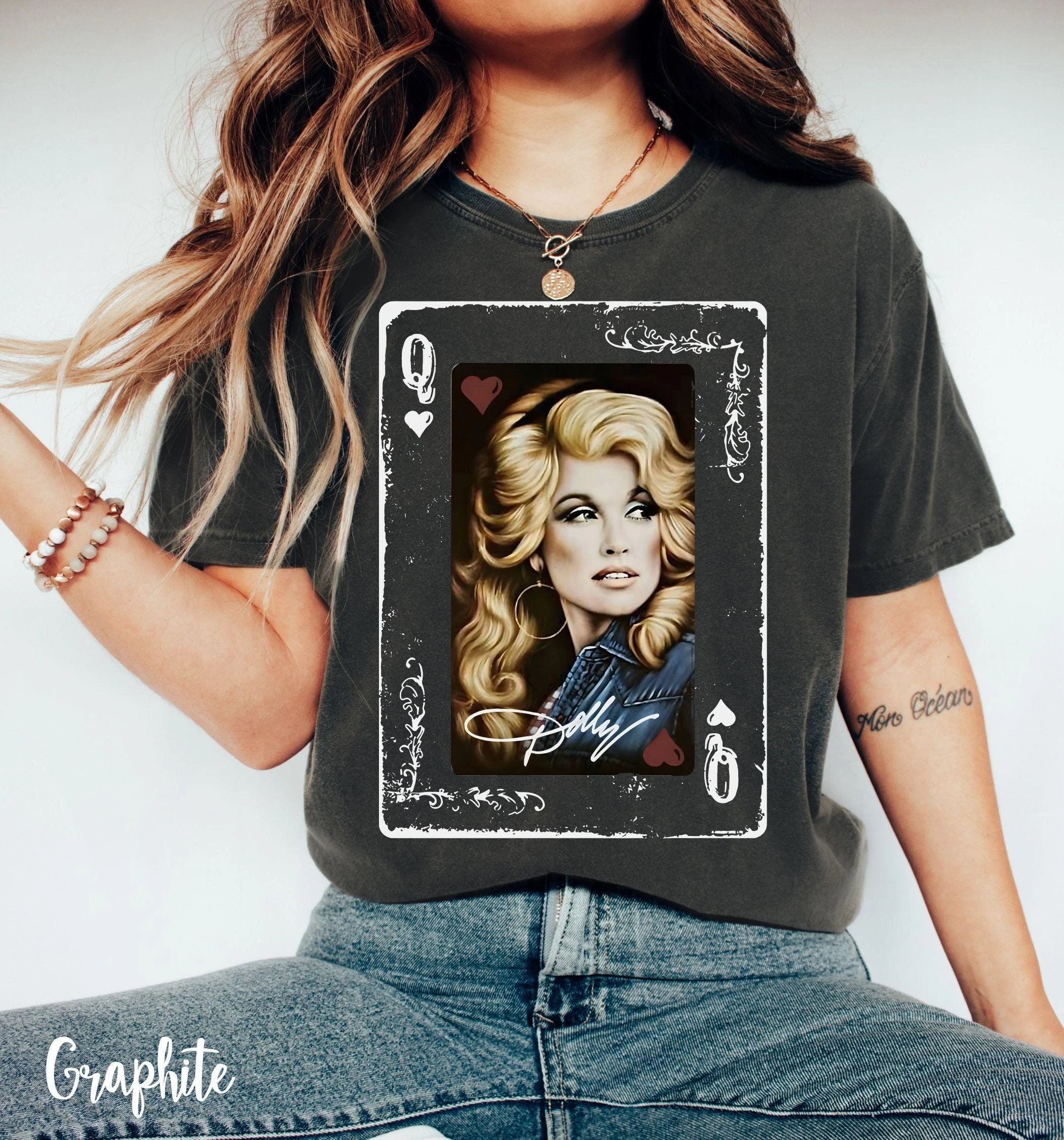 Dolly Parton Signature Country Queen Vintage Graphic Shirt, Retro Country Music T Shirt, Dollywood Fan Tshirt, Dolly Forever