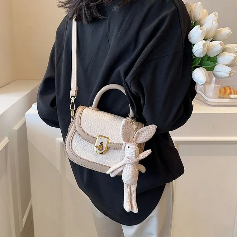 

Women's Handbag Crafted From Sheepskin Leather Featuring Casual Ireland Vintage Spacious Soft Modern Look