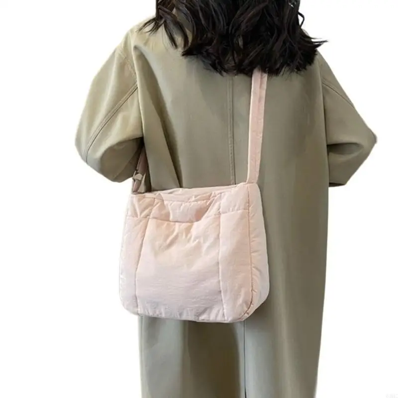 

63HC Puffer Crossbody Bag for Women, Casual Puffer Handbag Lightweight Crossbody Bag Winter Shoulder Bag Adjustable Strap
