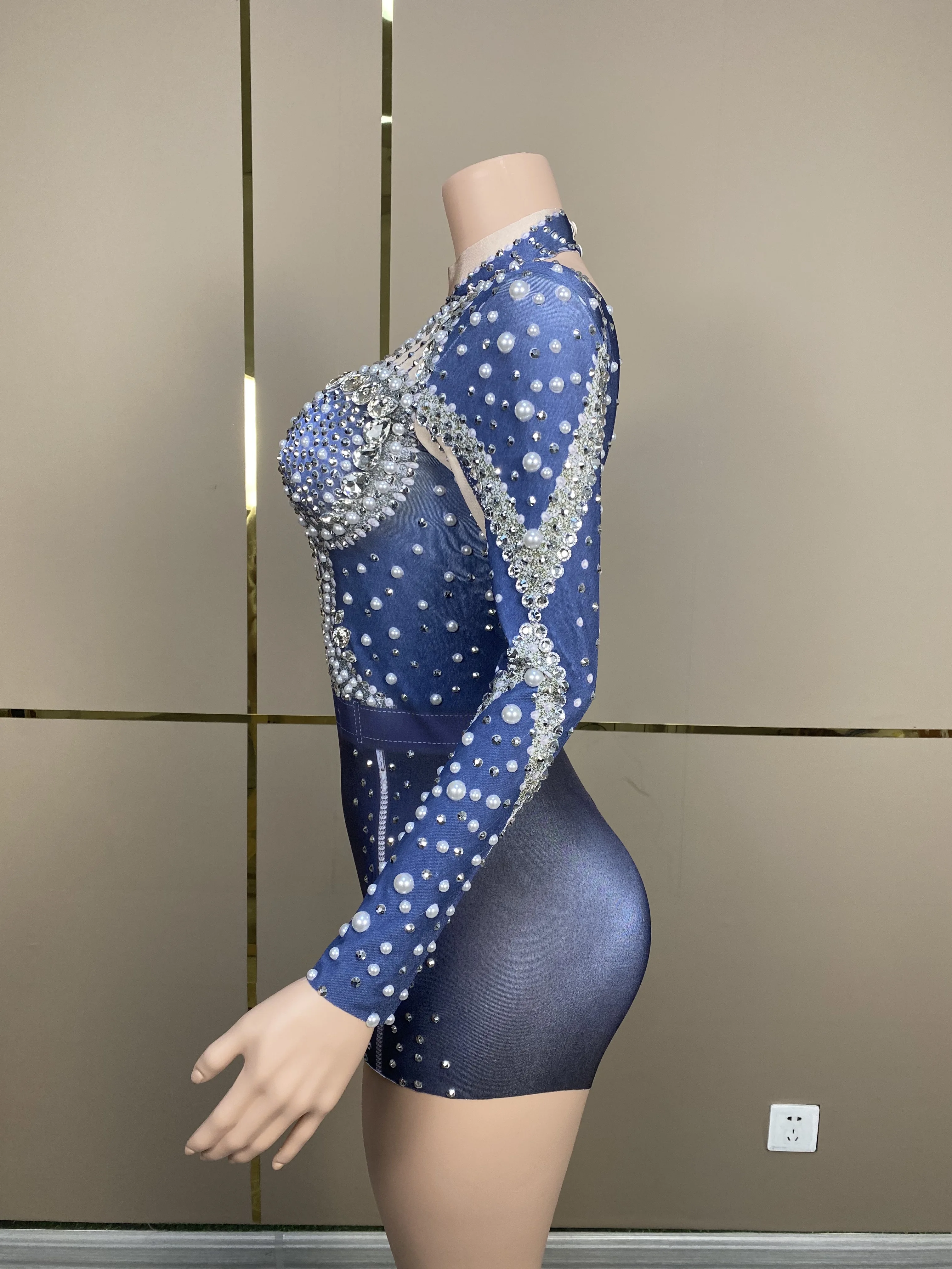 Customized New Sexy Lace TransparentDiamond Pearl Sequins Feather Water DiamondWrap Hip Dress Long Dress Performance Dress D069