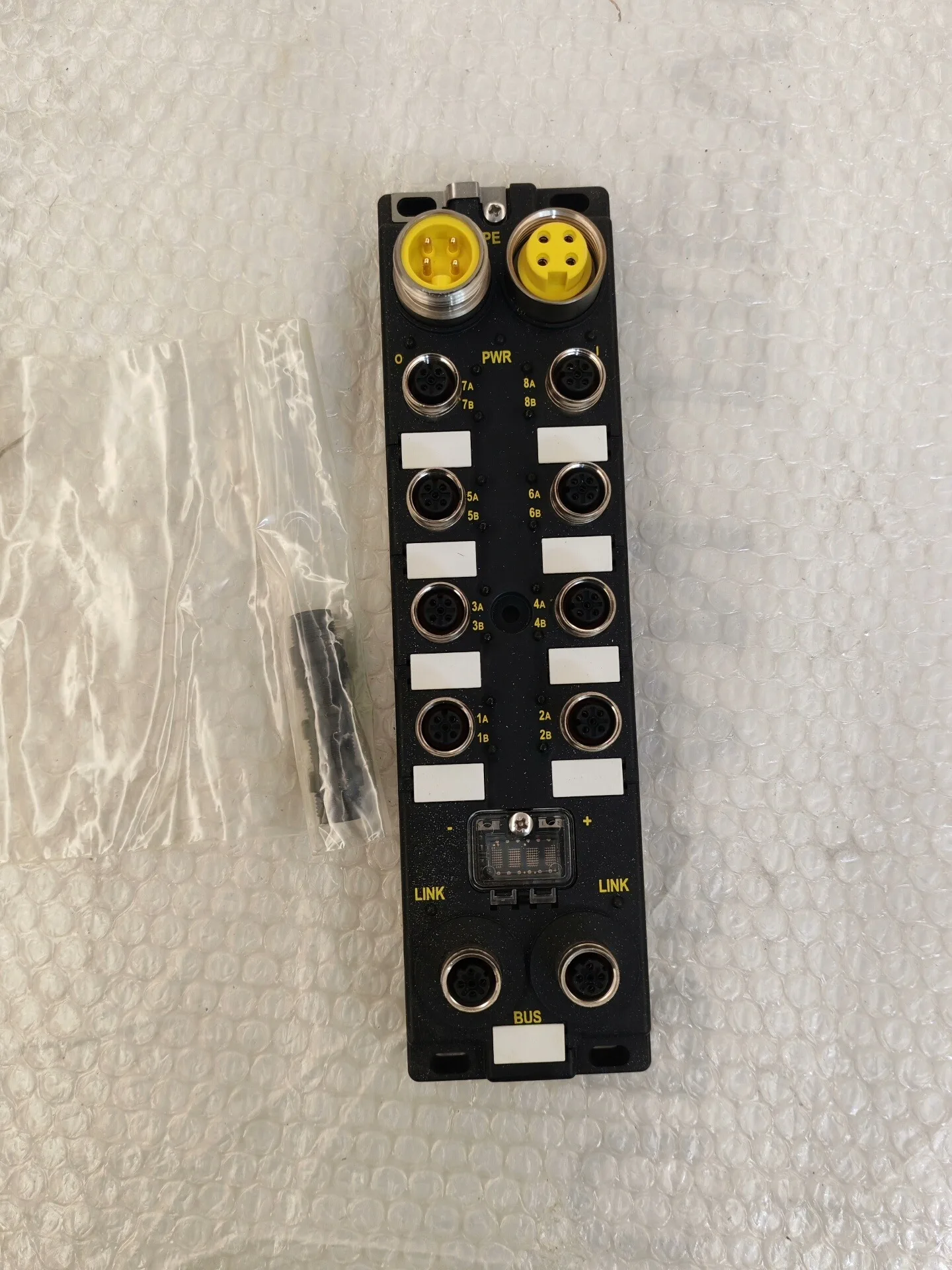 

ETB1EI16EPP0 Module ETB Block 16 Inputs Input Module PLC