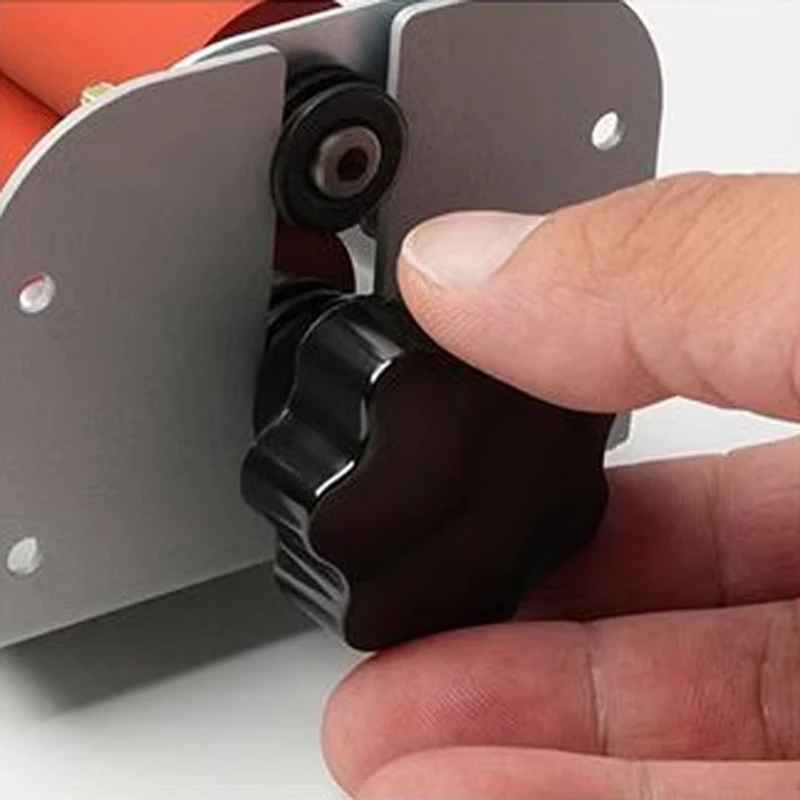 

Ручная машина для холодного ламинирования Машина для ламинирования фотографий в альбоме Машина для ламинирования ПВХ с ручным управлением Машина для ламинирования фотографий A3A4