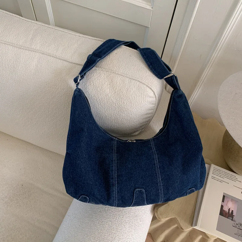 

New Women Shoulder Bag Casual Denim Crossbody Bag Large Capacity for School Commute Comfortable and Versatile Storage Bags