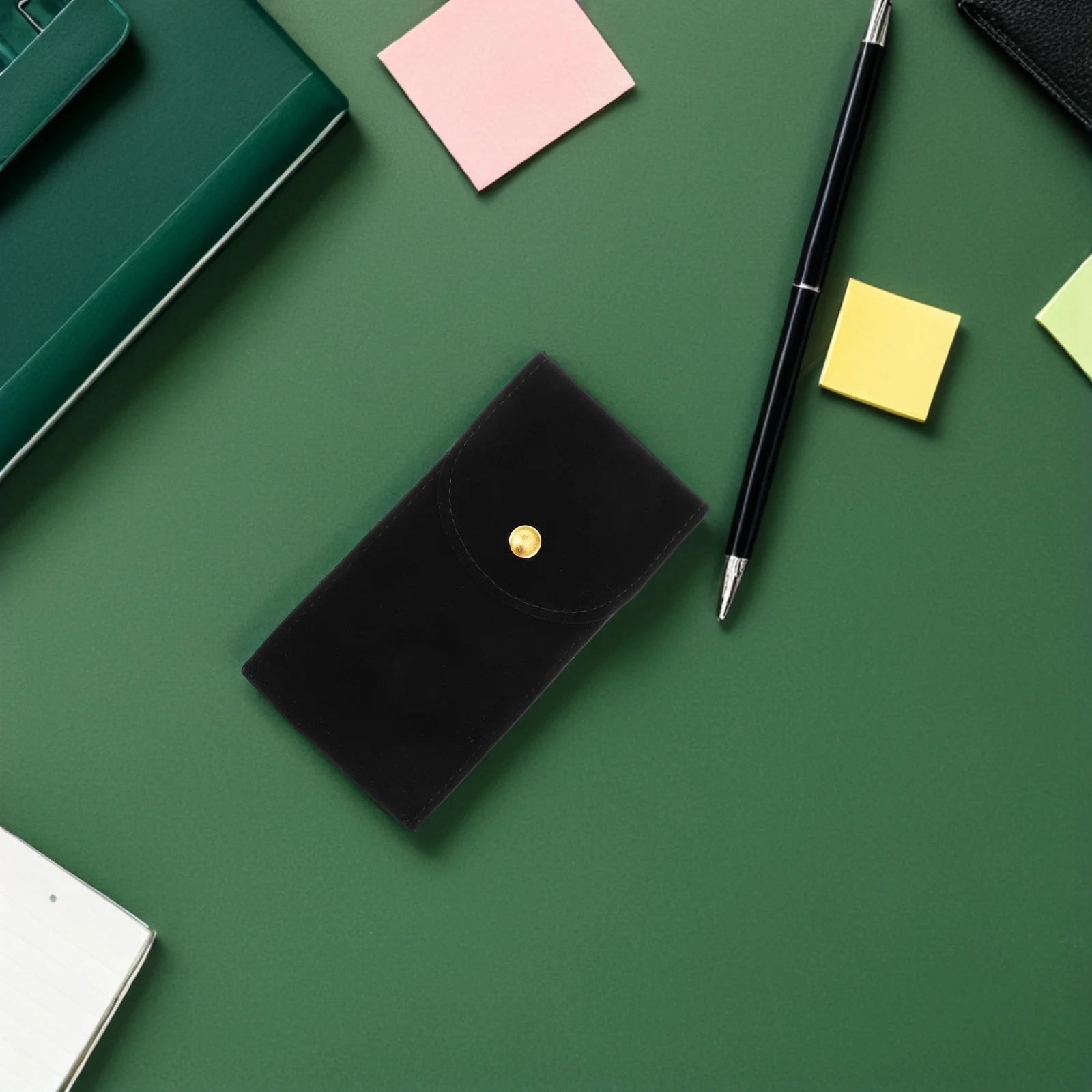 

5Pcs Watch Pouch Protector Snap Button Closure Portable Travel Case for Watches Minimizing Bumps during Transit