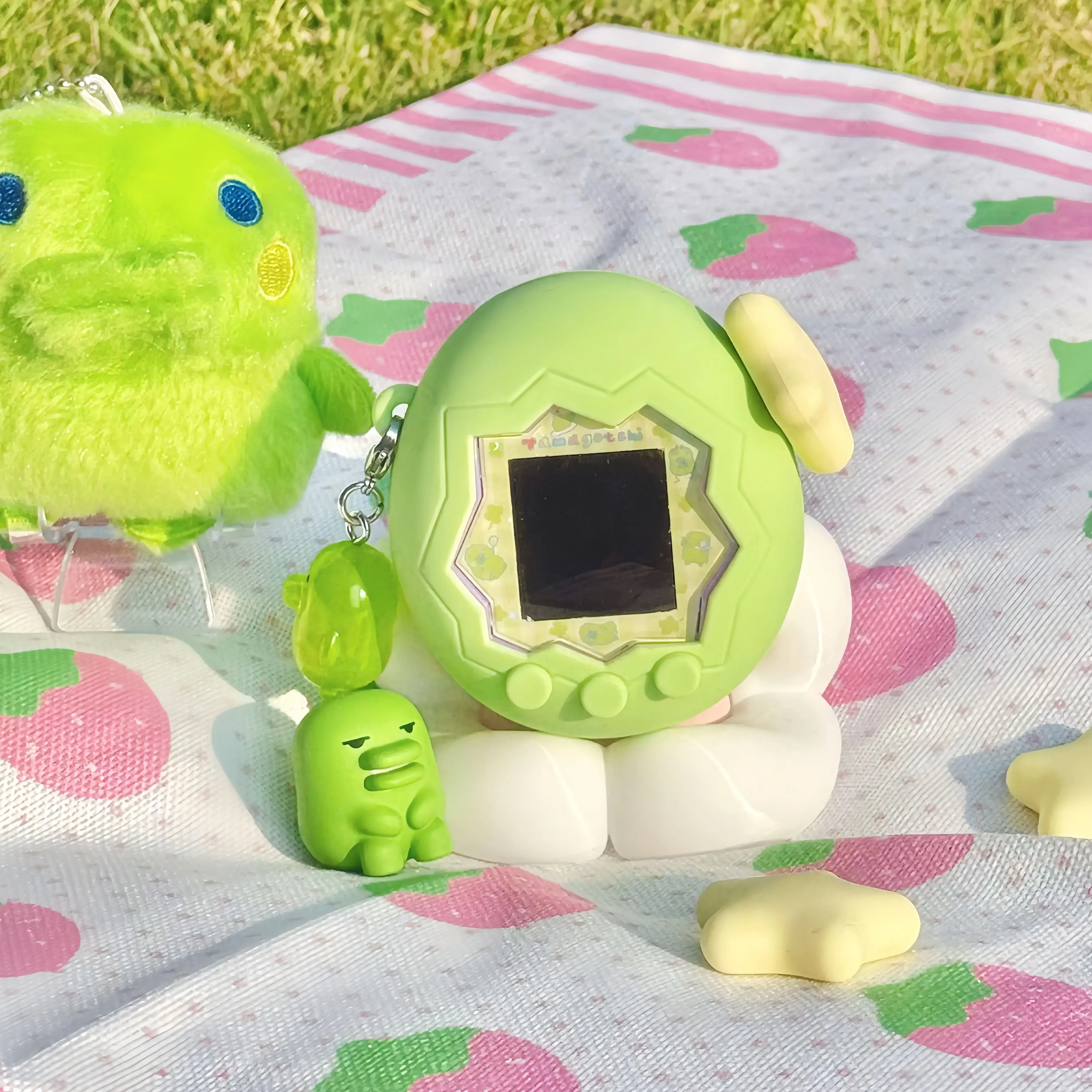 

Cute Tamagotchi Paradise Silicone Protective Case In Cantaloupe And Strawberry Colors Anti Drop Protective Case Pre-Sale