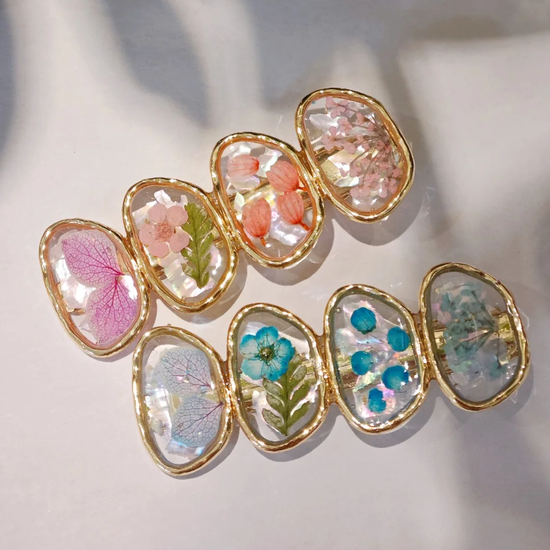3235 Wholesale Dried Flower Resin Side Clip Small Floral Hair Clip Clear Crystal Hair Accessory Creative Christmas Birthday Gift