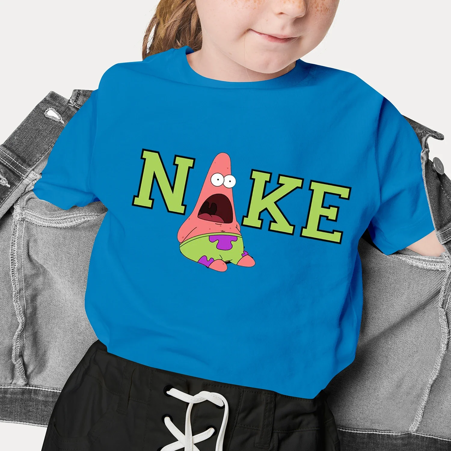 2025 مينيسو جديد 100% قطن كارتون أنيمي باتريك ستار رسالة طباعة تي شيرت موضة ملابس الشارع الشهير تي شيرت للأطفال ملابس علوية